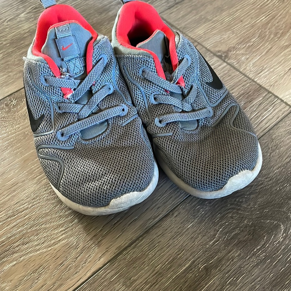 Nike sneakers for kids